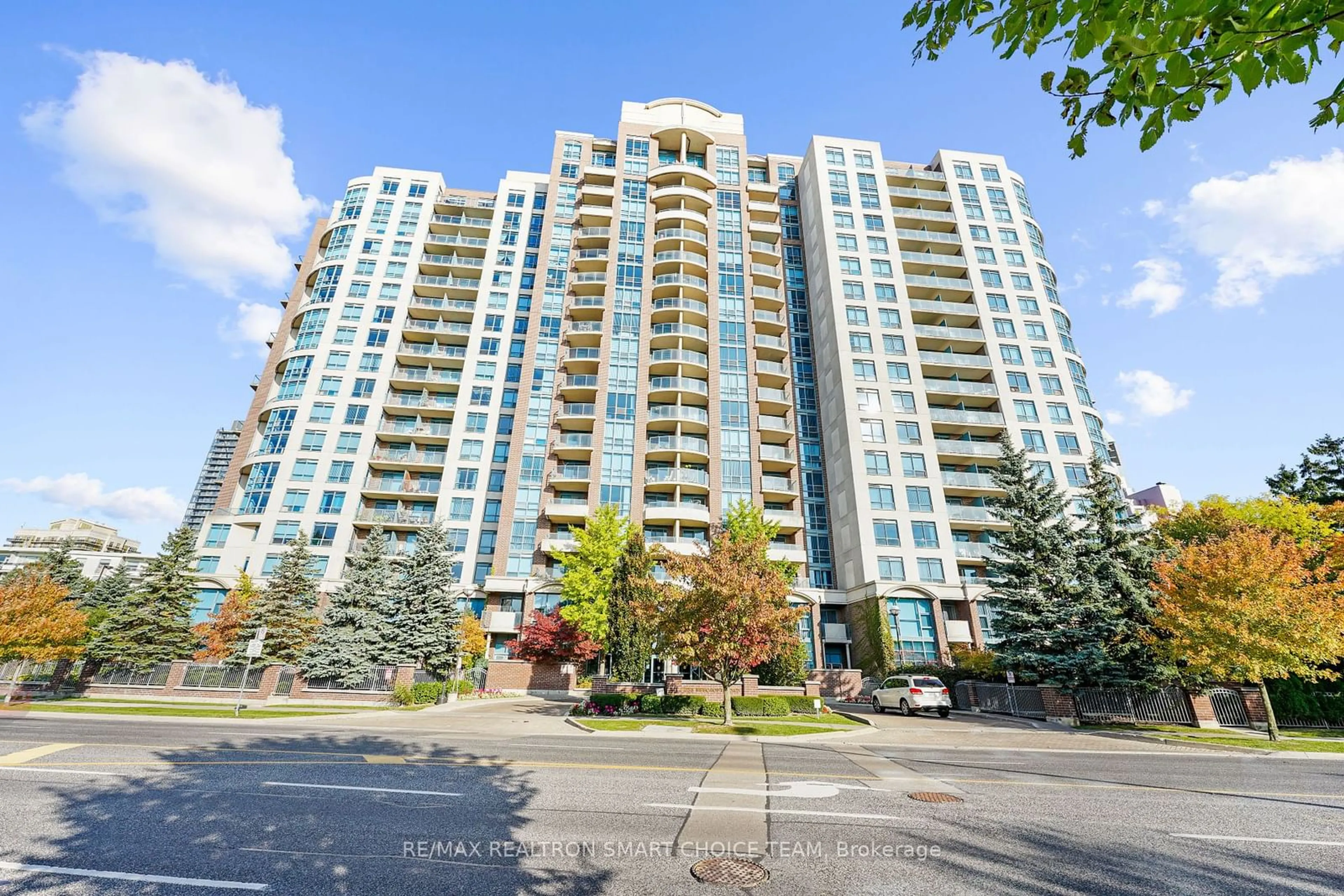 A pic from exterior of the house or condo, the street view for 233 Beecroft Rd #1809, Toronto Ontario M2N 6Z9