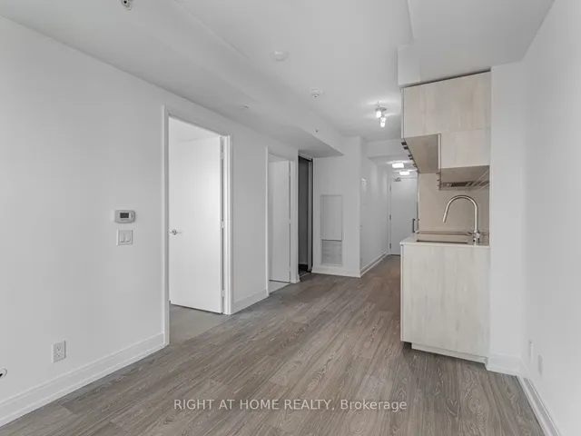 Additional image 21 of 181 Dundas St Unit 2715