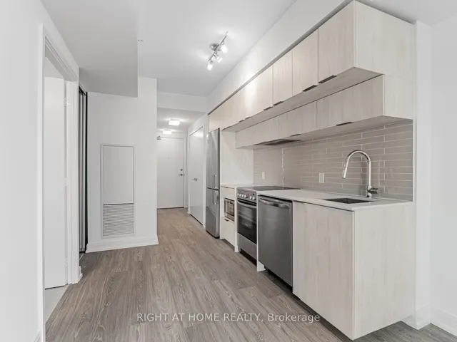 Additional image 26 of 181 Dundas St Unit 2715