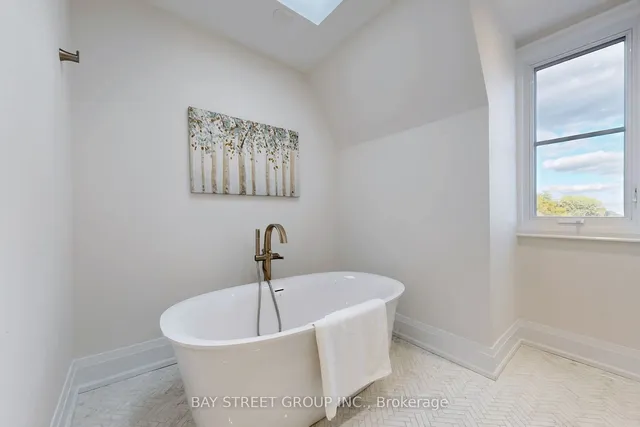Additional property image - 370 Briar Hill Ave