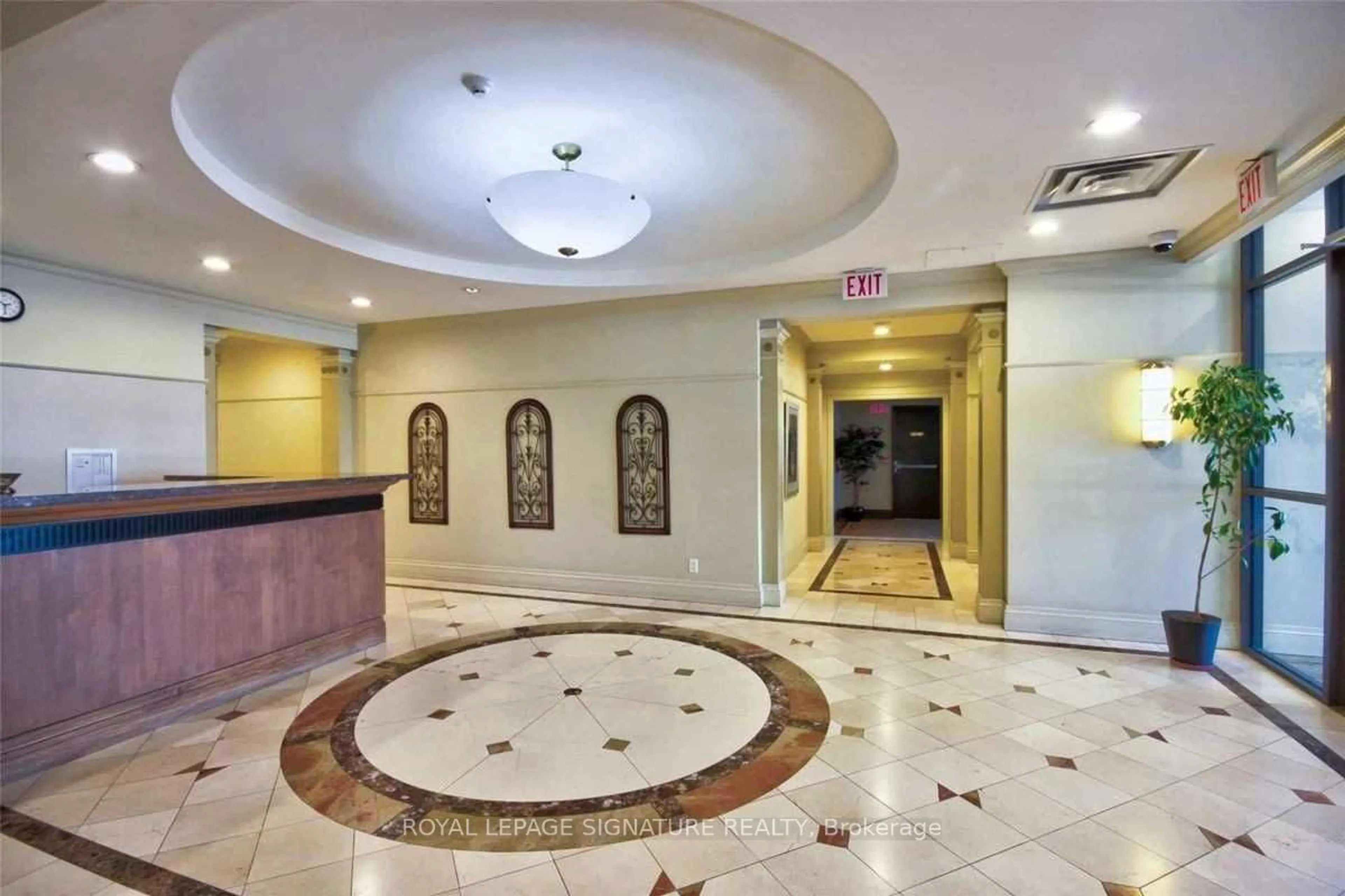 Indoor lobby, carpet floors for 28 Byng Ave #Uph01, Toronto Ontario M2N 7H4