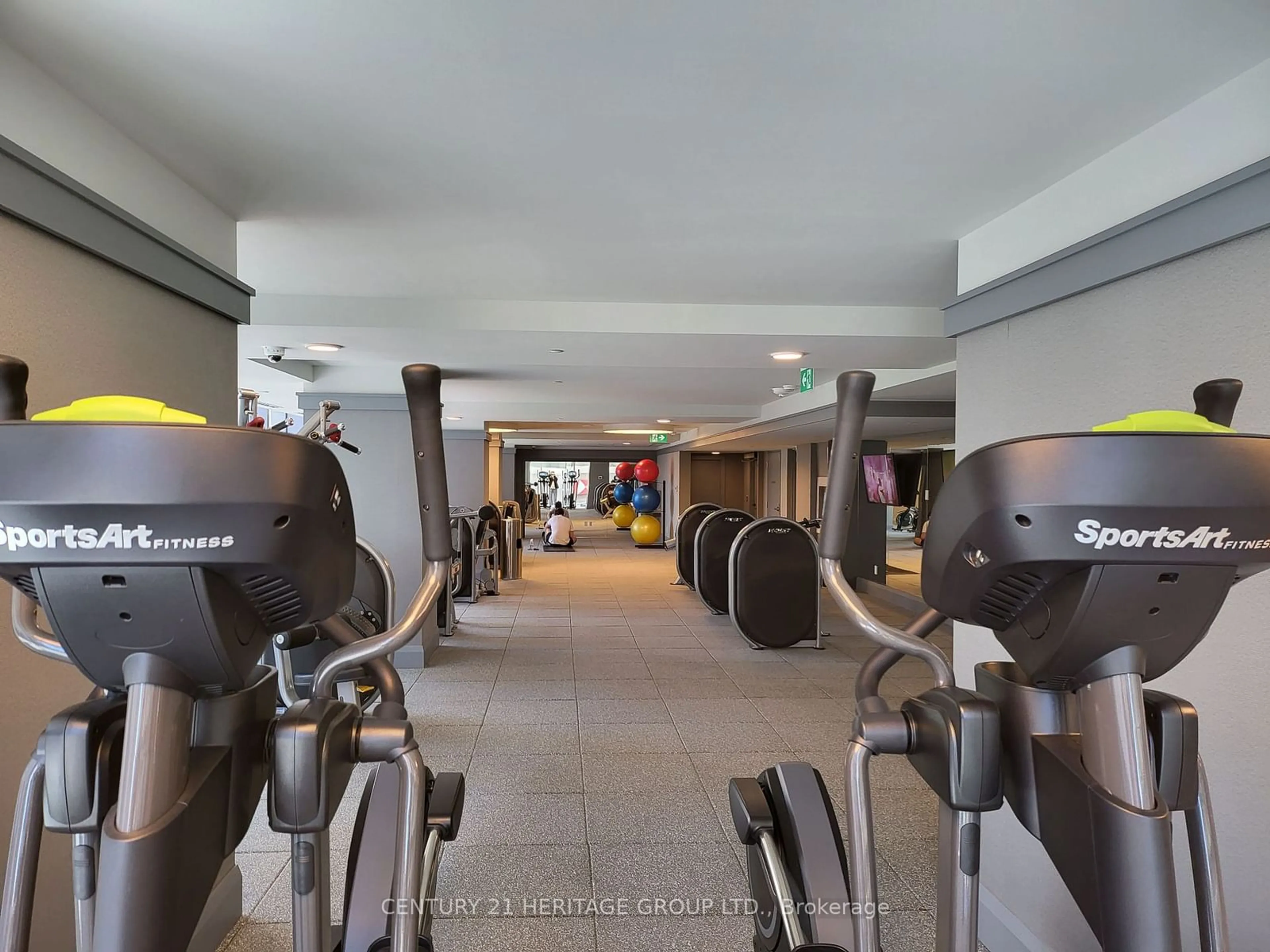 Gym or fitness room for 188 Cumberland St #411, Toronto Ontario M5R 0B6