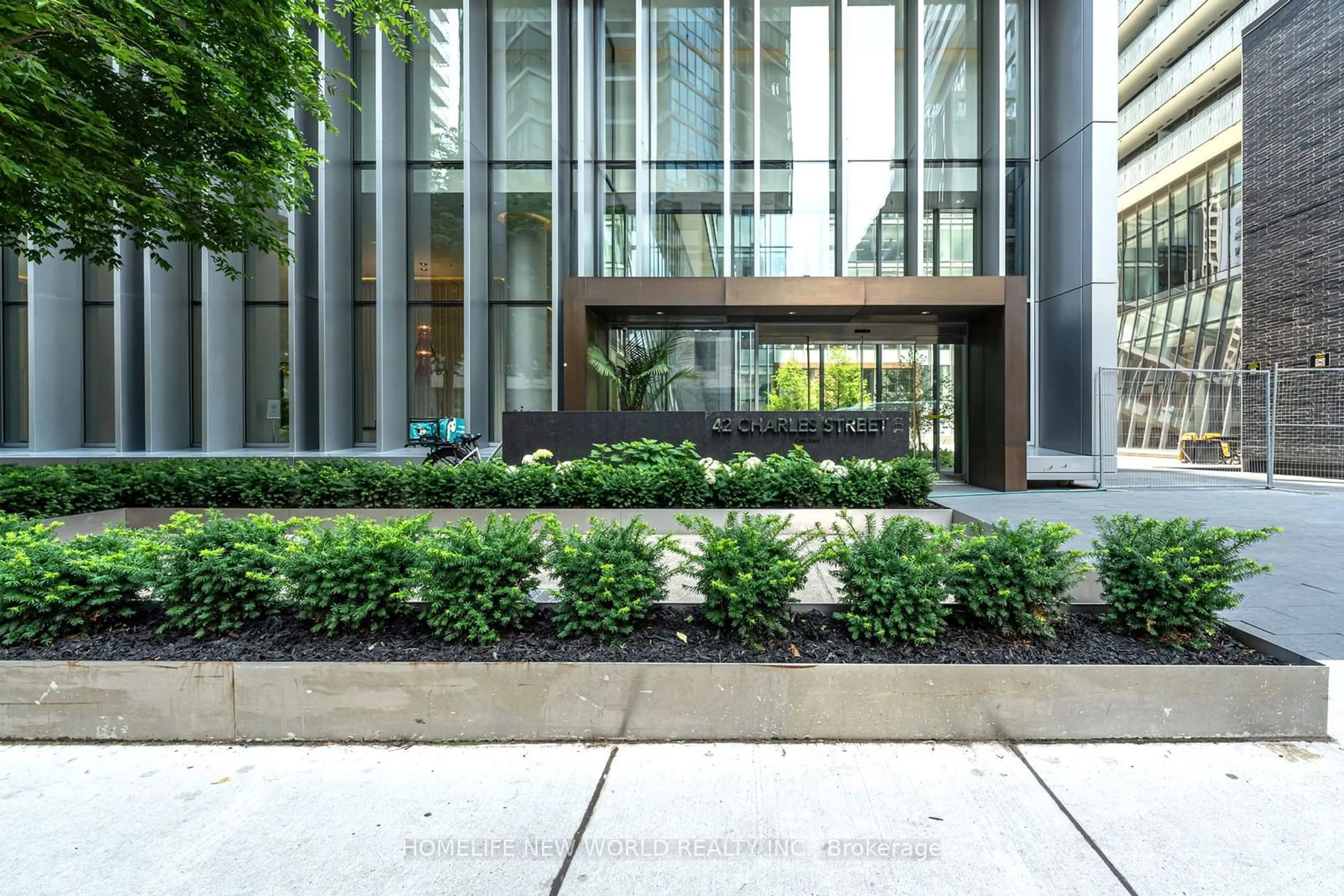 Indoor lobby, wood floors for 42 Charles St #703, Toronto Ontario M4Y 1T4