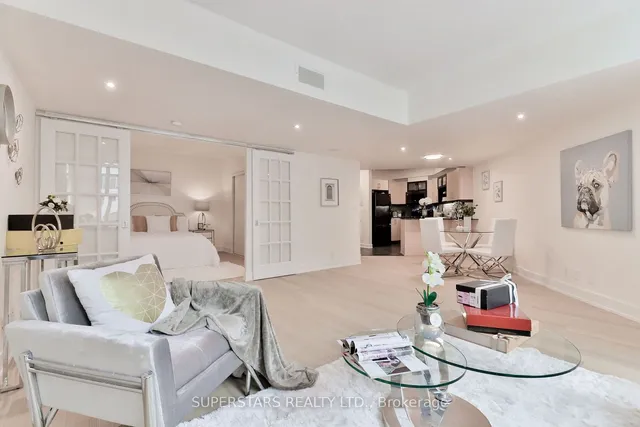 Additional property image - 350 Wellington St Unit M02