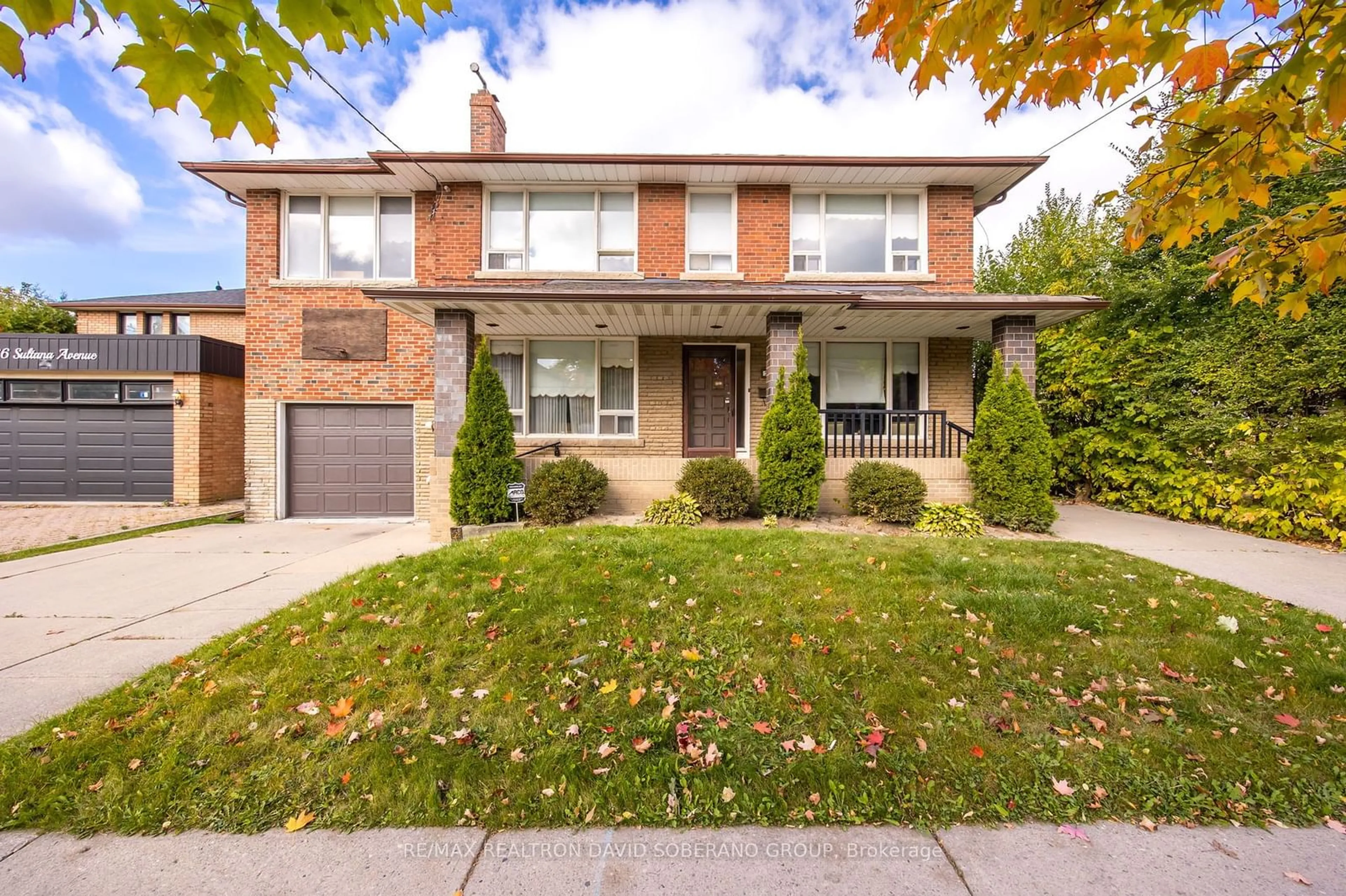 Home with brick exterior material for 34 Sultana Ave, Toronto Ontario M6A 1T1