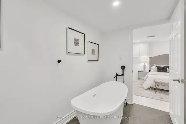 Additional property image - 68 Dewlane Dr