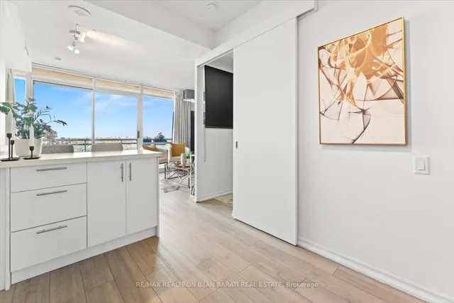 Additional property image - 30 Canterbury Pl Unit 1201