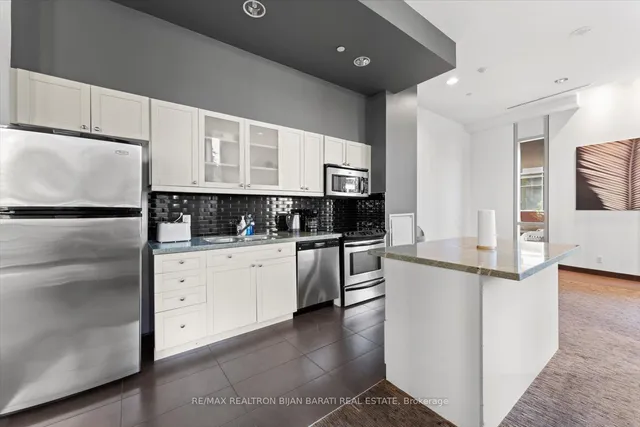 Additional property image - 30 Canterbury Pl Unit 1201