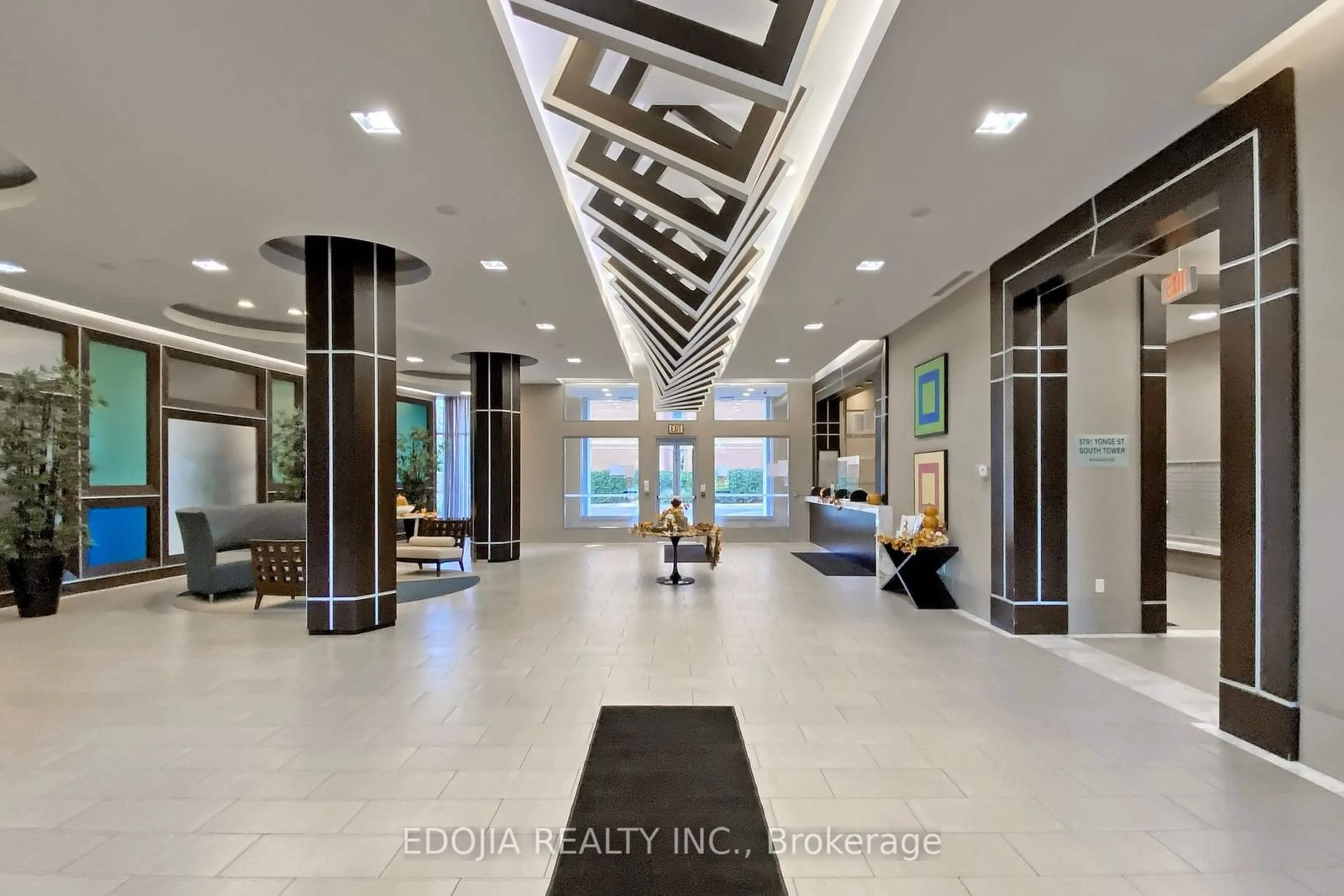 Indoor lobby, ceramic floors for 5793 Yonge St #1505, Toronto Ontario M2M 0A9