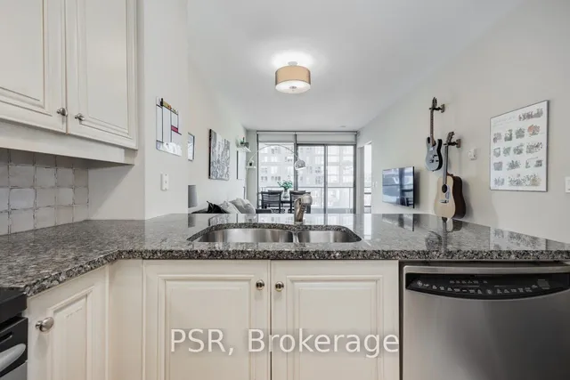 Additional property image - 438 King St Unit 612