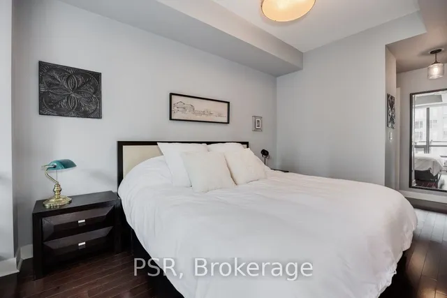 Additional property image - 438 King St Unit 612