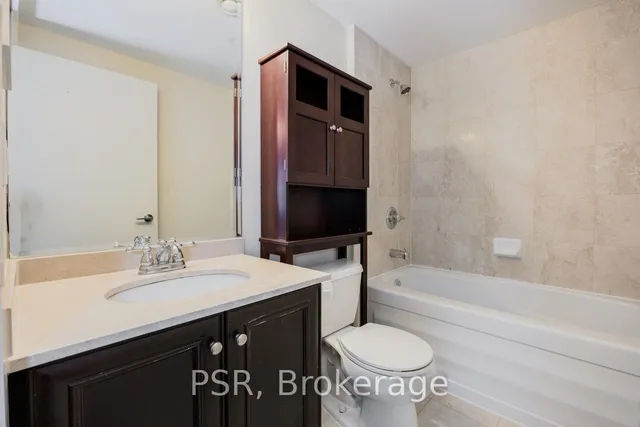 Additional property image - 438 King St Unit 612