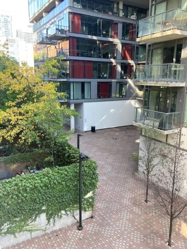Additional property image - 461 Adelaide St Unit 338