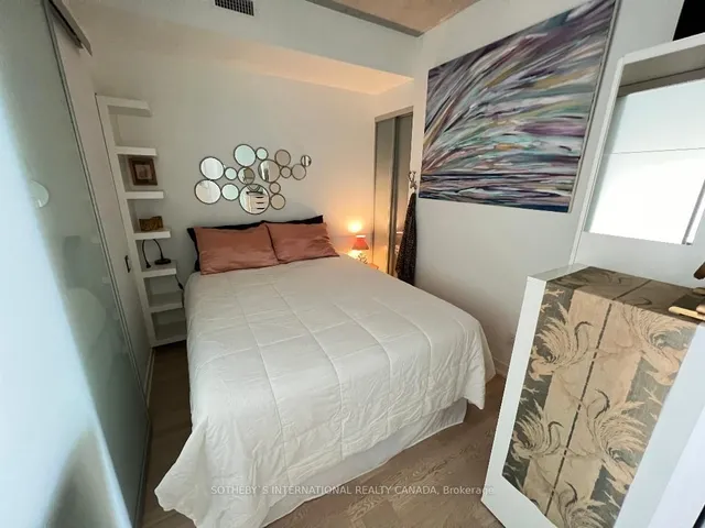 Additional property image - 461 Adelaide St Unit 338