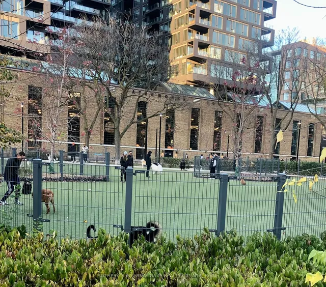 Additional property image - 461 Adelaide St Unit 338