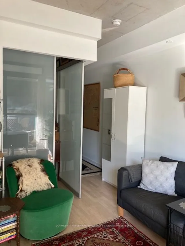 Additional property image - 461 Adelaide St Unit 338