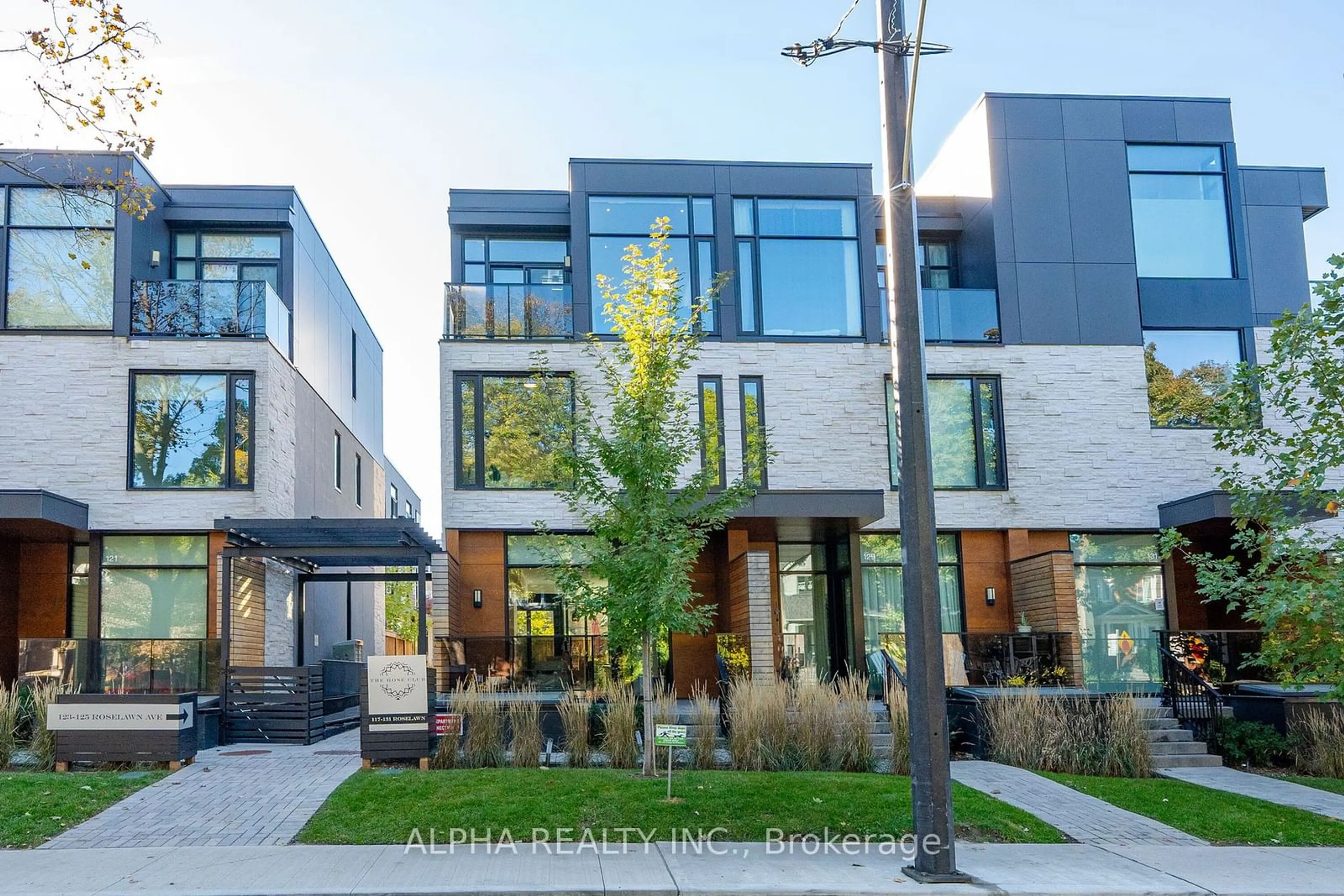 A pic from exterior of the house or condo, the street view for 127 Roselawn Ave, Toronto Ontario M4R 1E7