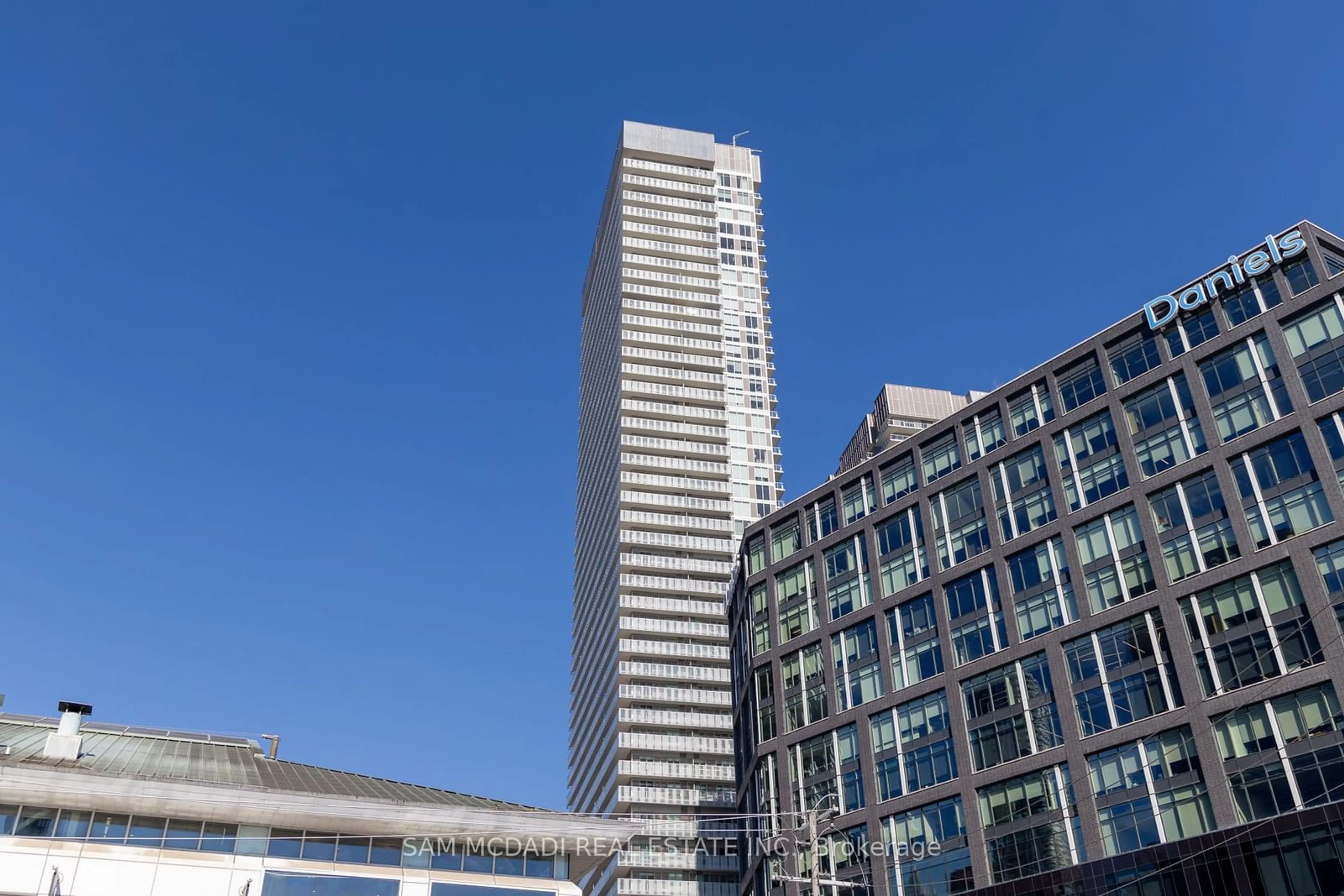 A pic from exterior of the house or condo, the front or back of building for 15 Lower Jarvis St #2001, Toronto Ontario M5E 0C4