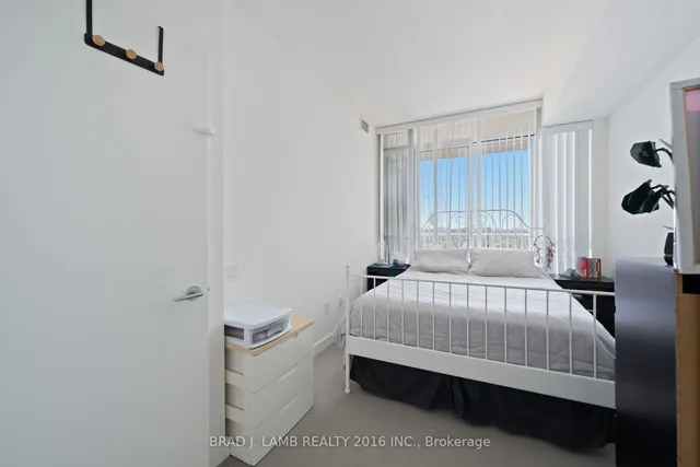 Additional property image - 33 Singer Crt Unit 2110