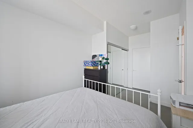 Additional property image - 33 Singer Crt Unit 2110