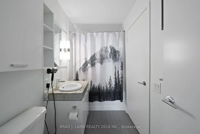Additional property image - 33 Singer Crt Unit 2110