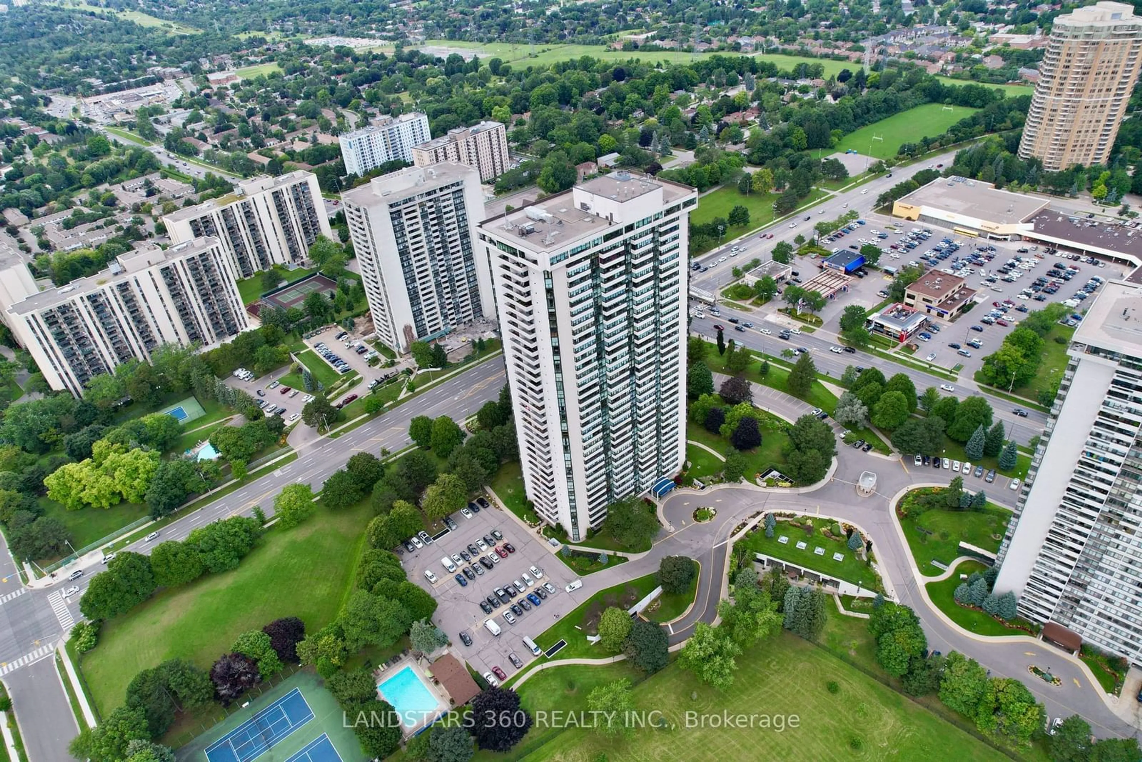 A pic from exterior of the house or condo, the view of city buildings for 3303 Don Mills Rd #2605, Toronto Ontario M2J 4T6