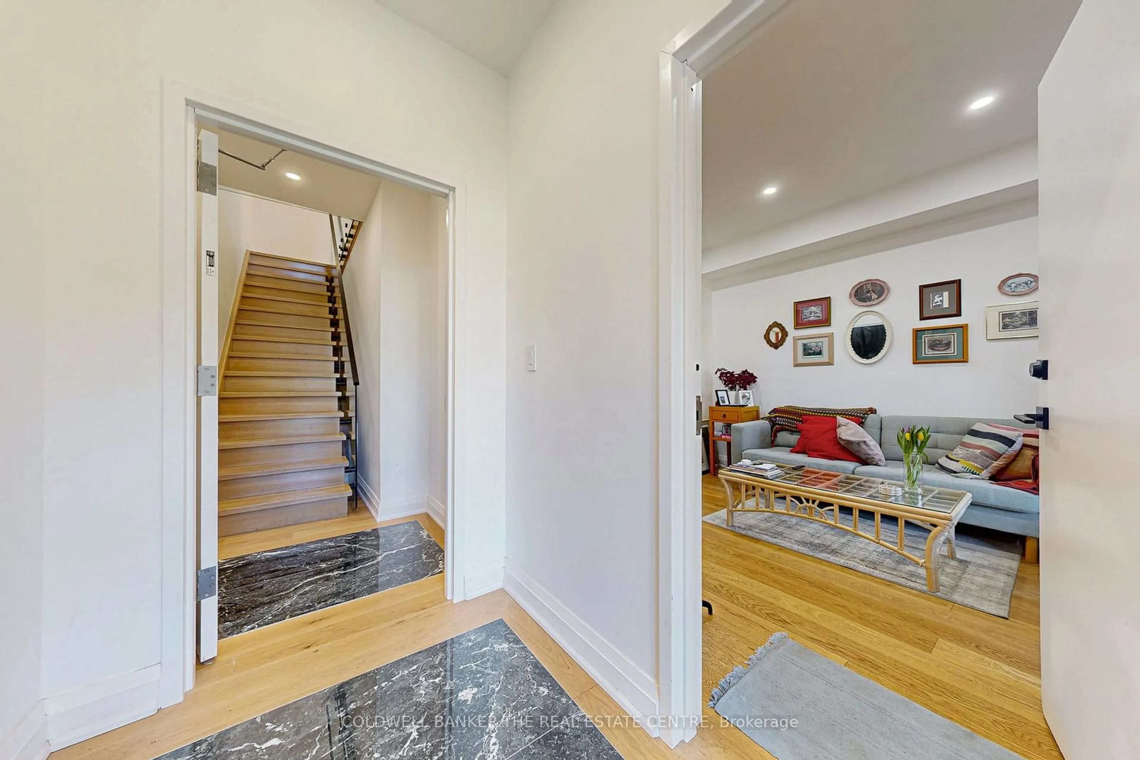 Indoor foyer, wood floors for 351 Clinton St, Toronto Ontario M6G 2Y7