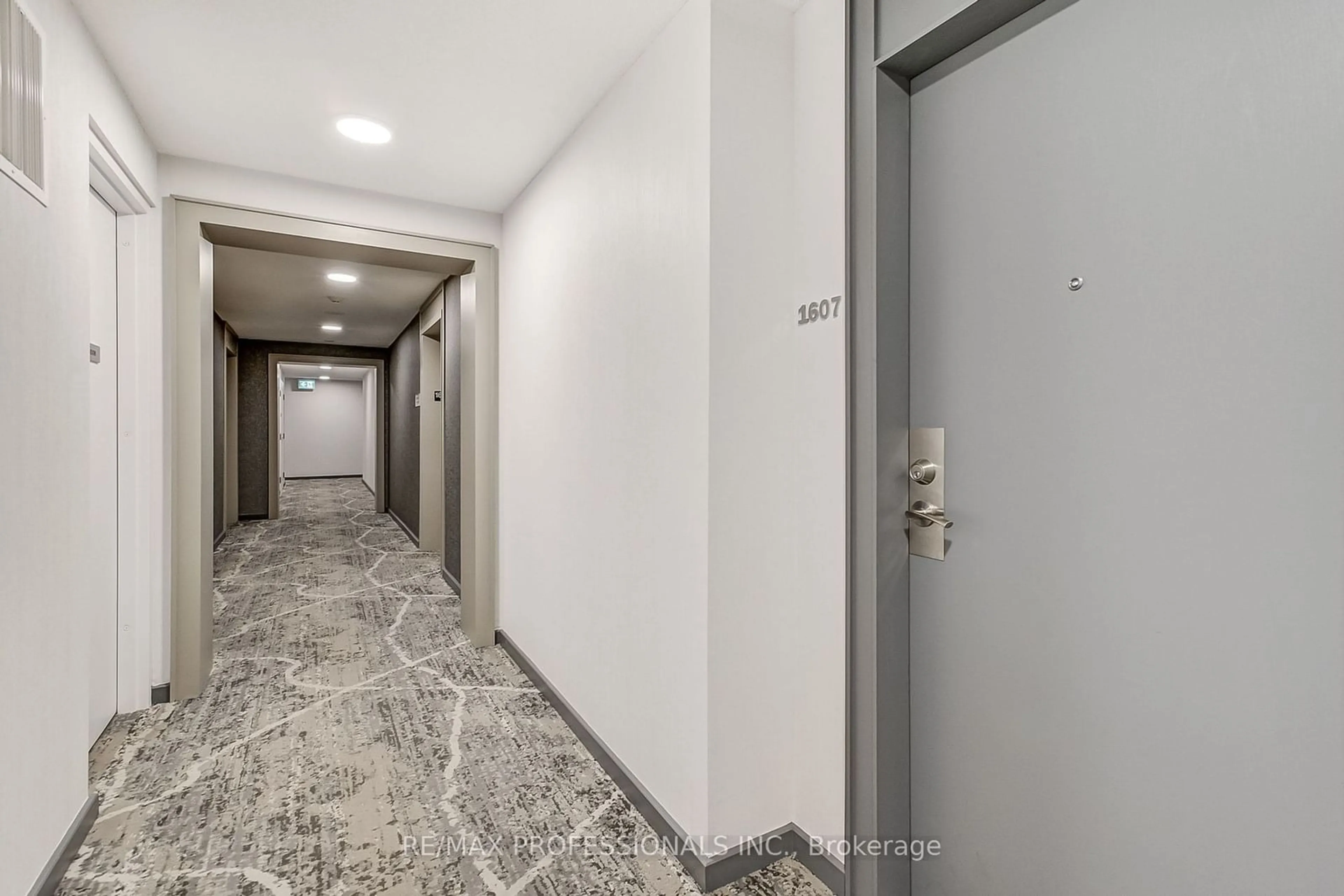 Indoor foyer, unknown floor for 18 Spring Garden Ave #1607, Toronto Ontario M2N 7M2