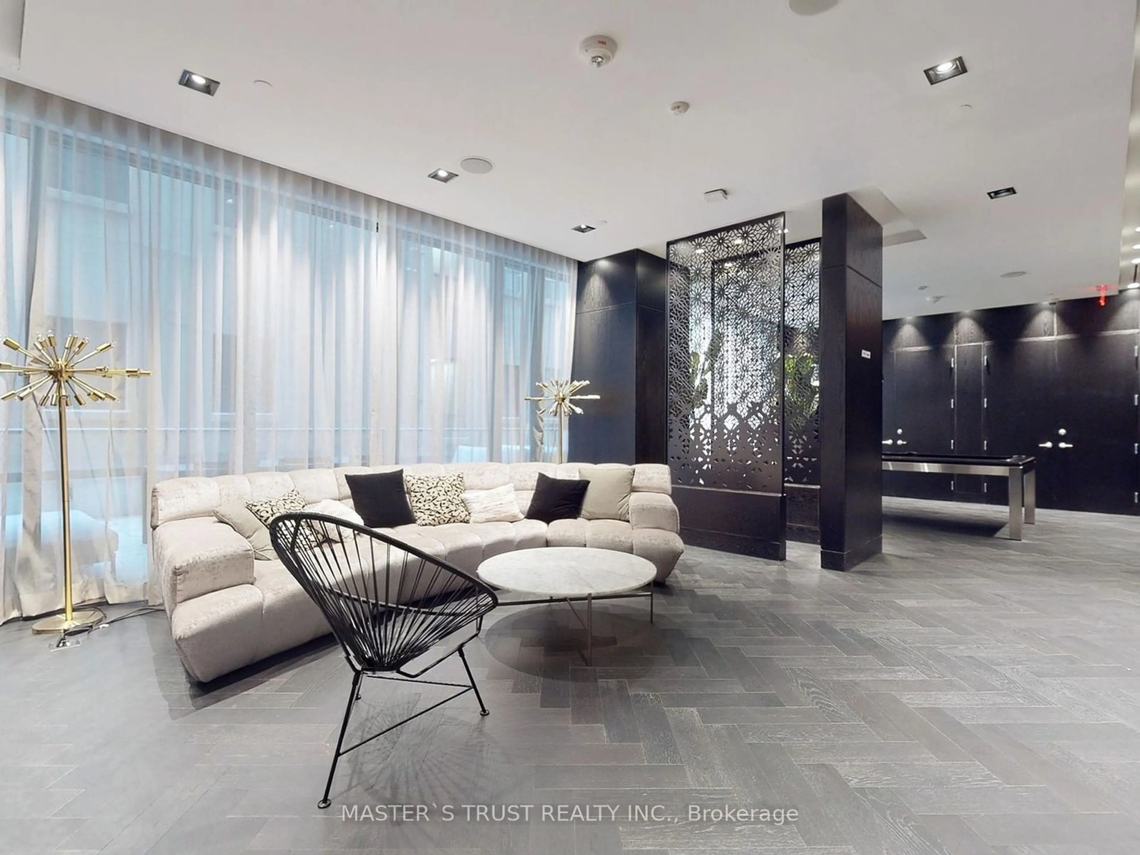 Indoor lobby, ceramic floors for 87 Peter St #4415, Toronto Ontario M5V 0P1