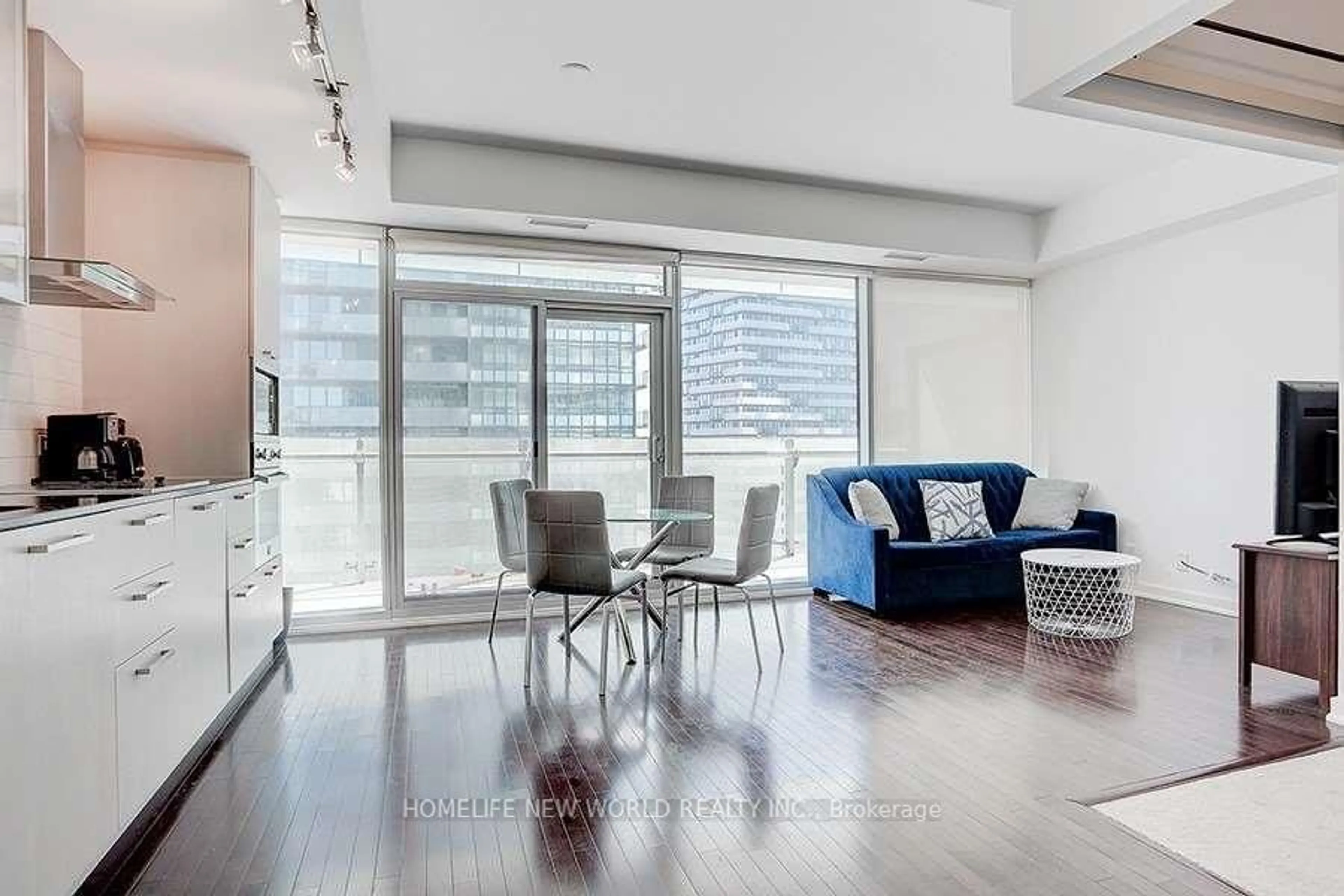 Other indoor space, wood floors for 14 York St #2812, Toronto Ontario M5J 2Z2