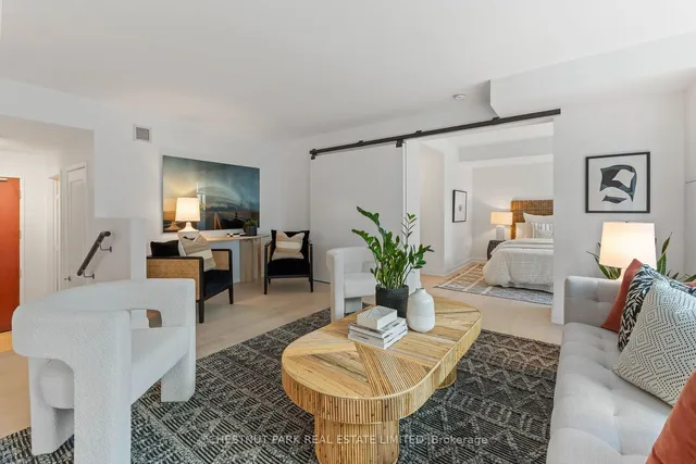 Additional property image - 2181 Yonge St Unit 311