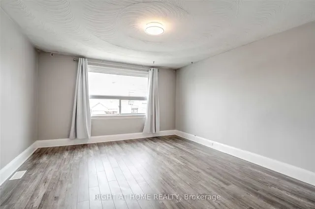 Additional image 18 of 2023 Dufferin St