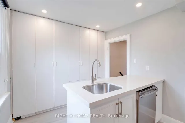 Additional image 13 of 2023 Dufferin St