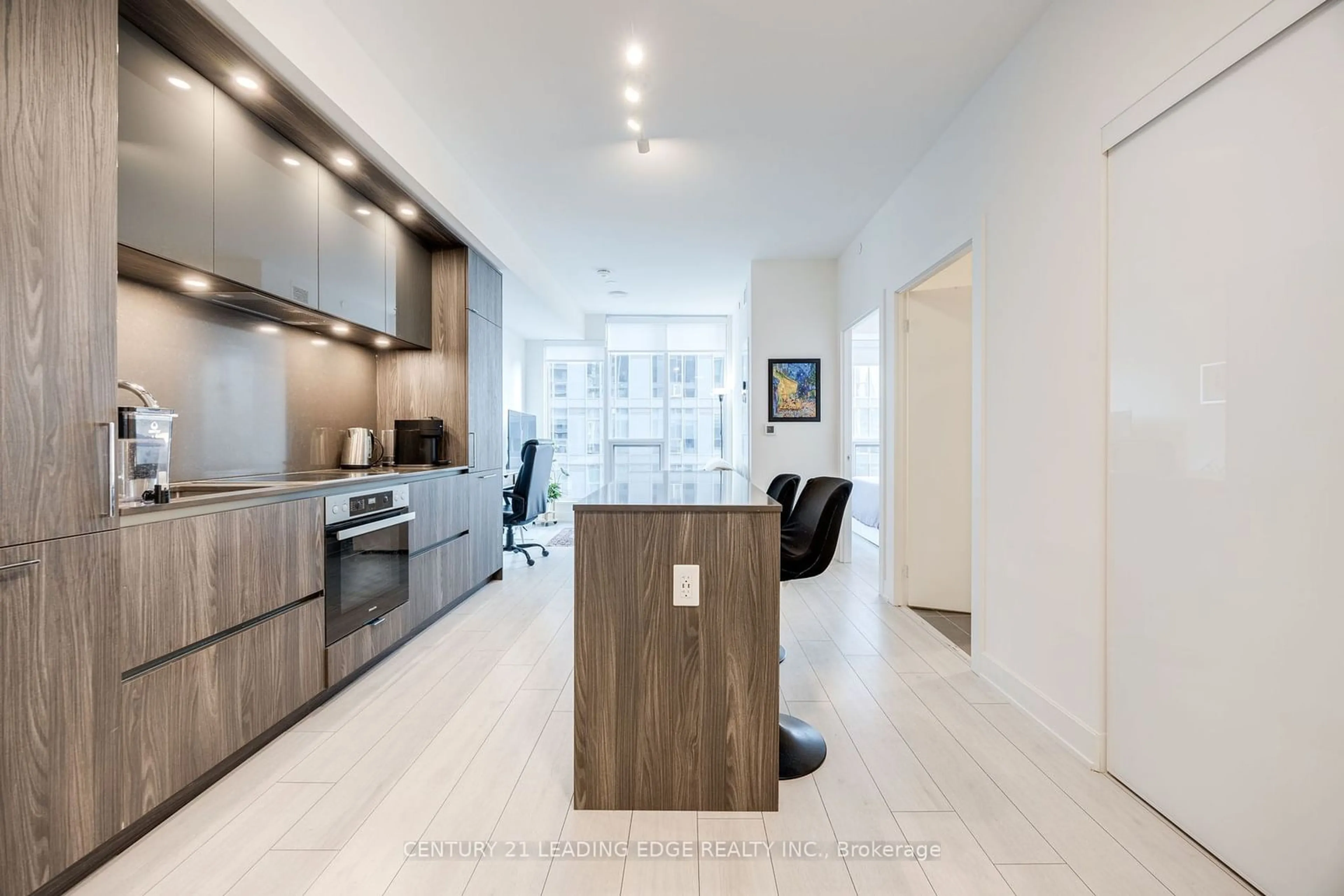 Contemporary kitchen, wood floors for 35 MERCER St #1615, Toronto Ontario M5V 0V1