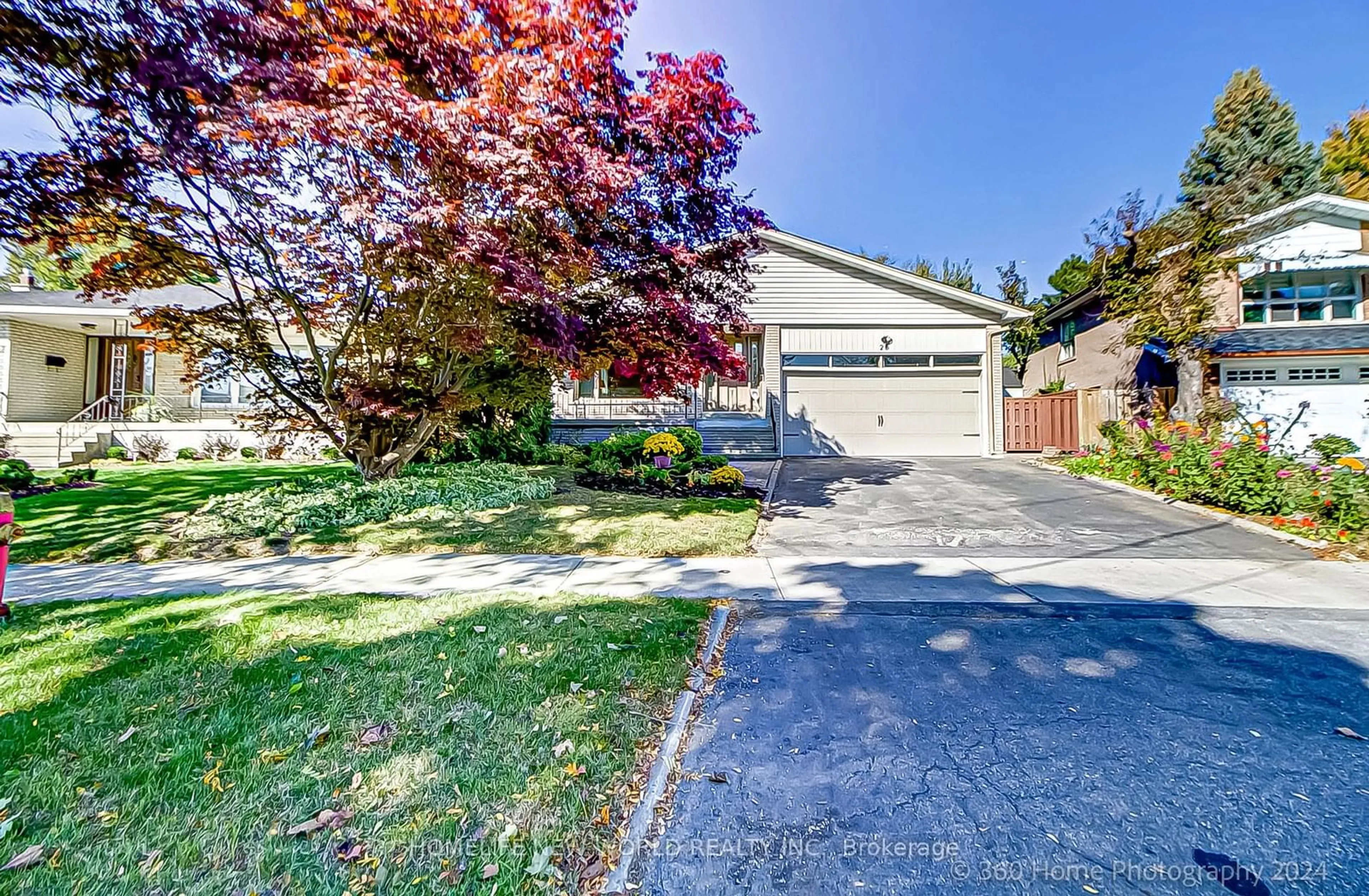 Frontside or backside of a home, the street view for 25 Mosedale Cres, Toronto Ontario M2J 3A3