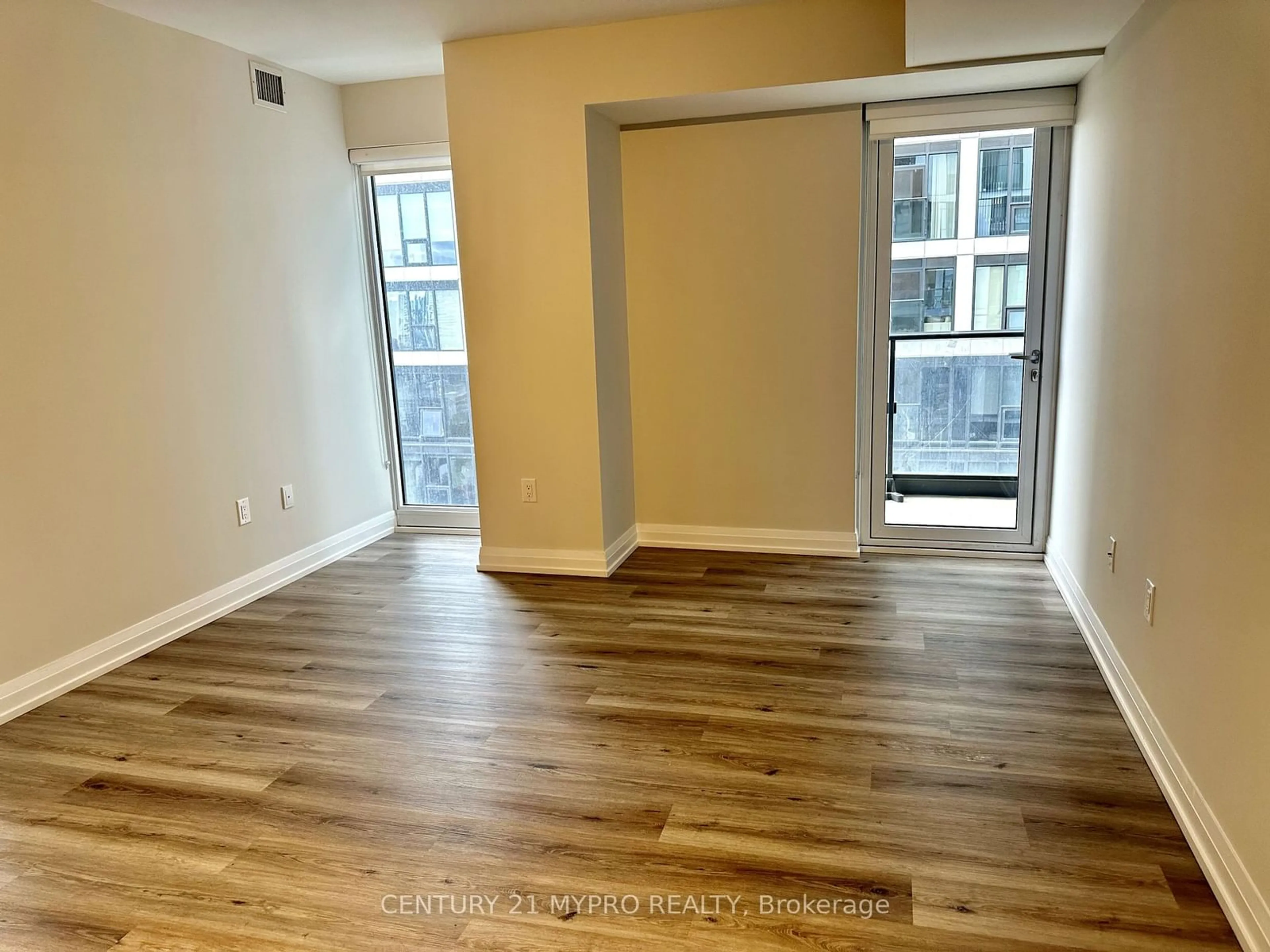 A pic of a room, wood floors for 251 Jarvis St #3203, Toronto Ontario M5B 0C3