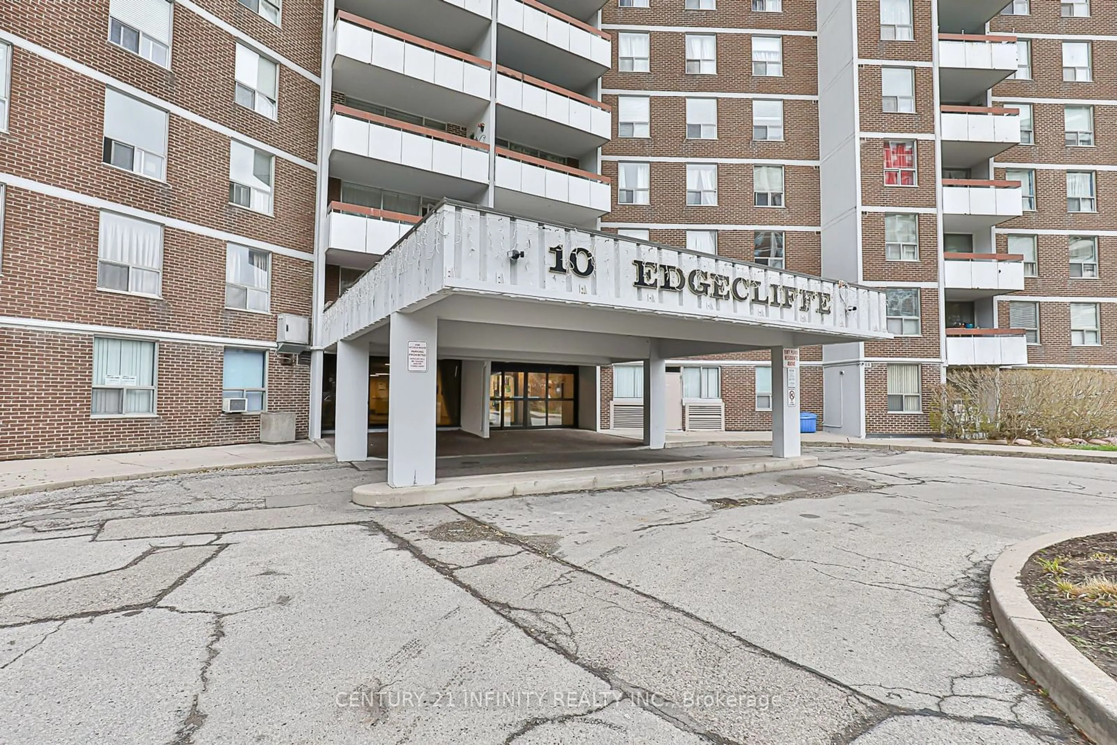 A pic from exterior of the house or condo, the front or back of building for 10 Edgecliff Gfwy #314, Toronto Ontario M3C 3A3