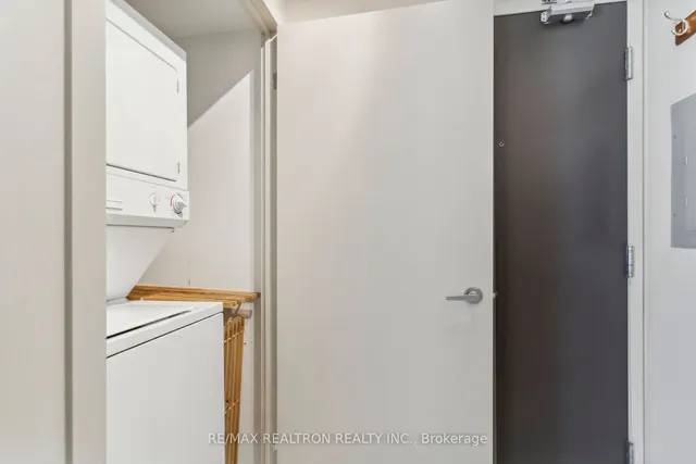 Additional property image - 208 Queens Quay Unit 3008