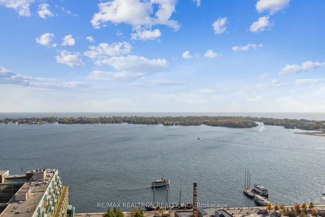 Additional property image - 208 Queens Quay Unit 3008