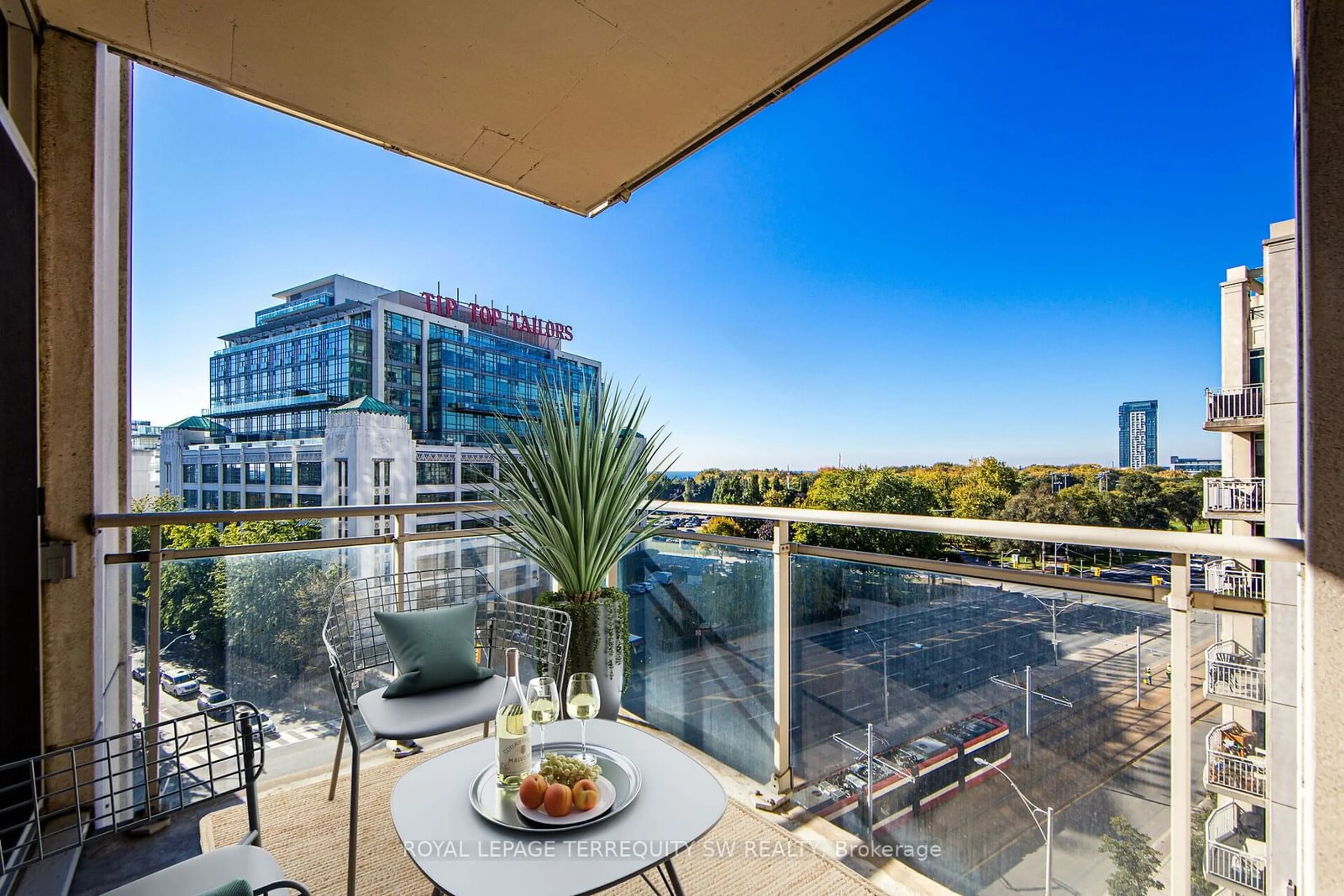 Balcony in the apartment, the view of lake or river for 21 Grand Magazine St #803, Toronto Ontario M5V 1B5