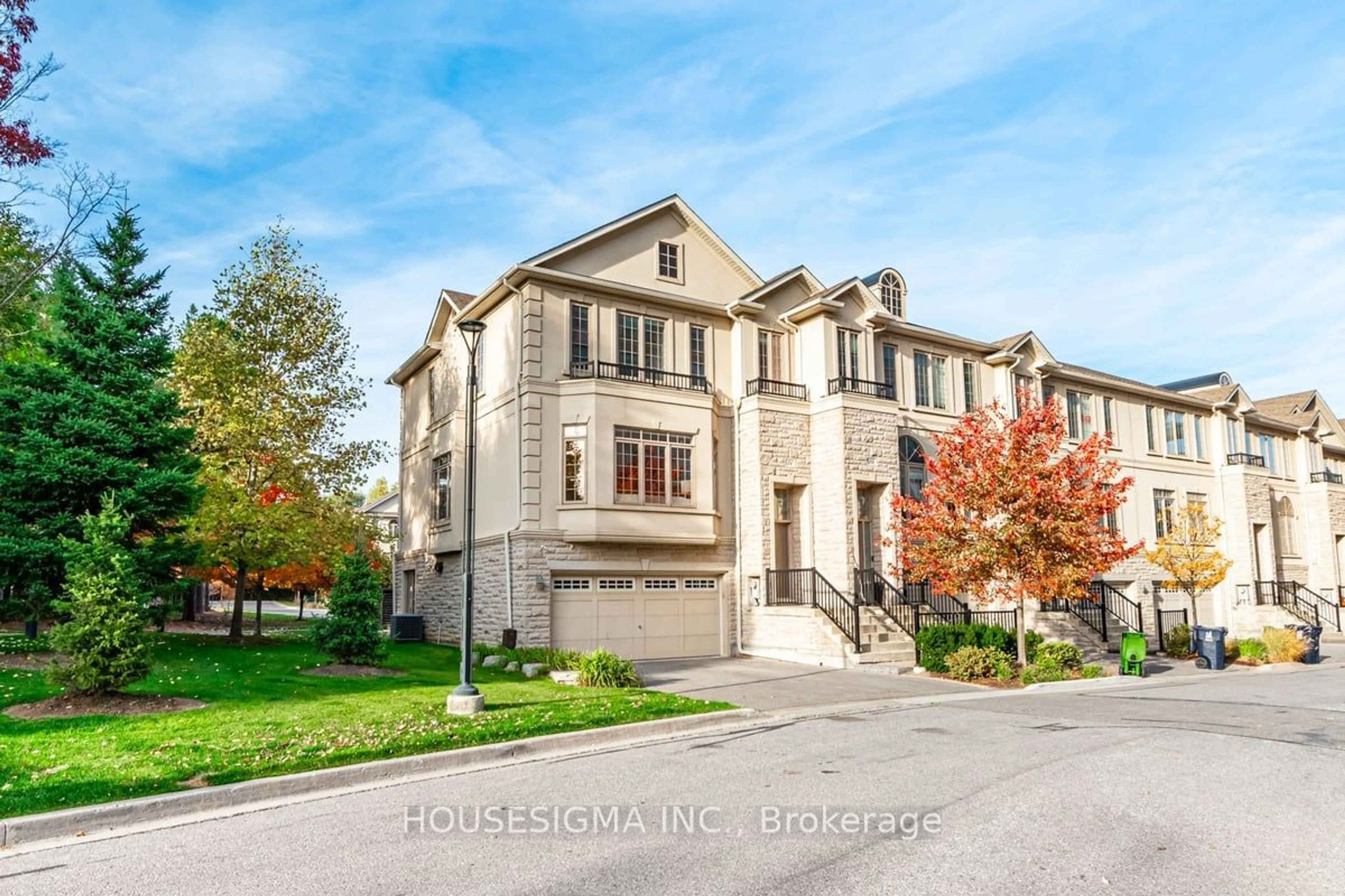 A pic from exterior of the house or condo, the street view for 21 Bloorview Pl, Toronto Ontario M2J 0B2