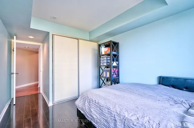 Additional property image - 28 Harrison Garden Blvd Unit 511