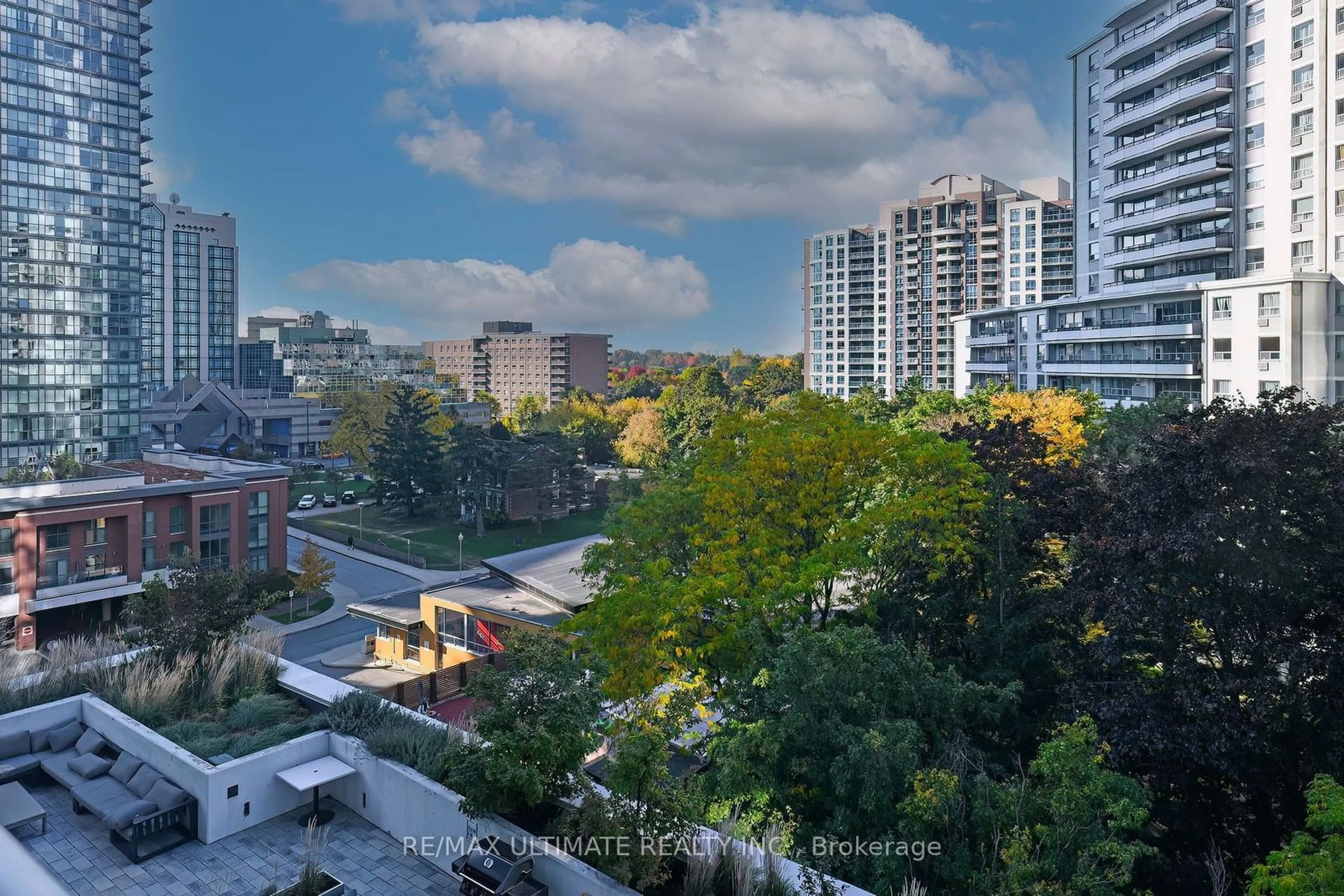 A pic from exterior of the house or condo, the view of city buildings for 5180 Yonge St #401, Toronto Ontario M2N 0K5