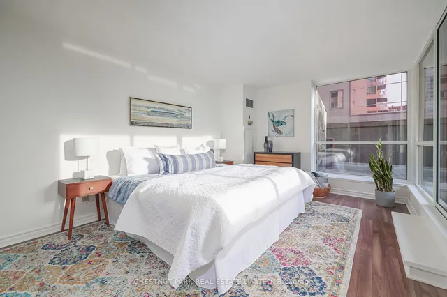 Additional property image - 736 Bay St Unit 305
