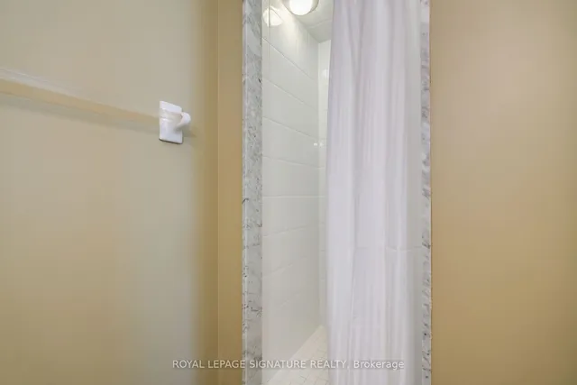 Additional property image - 1700 Eglinton Ave Unit 803