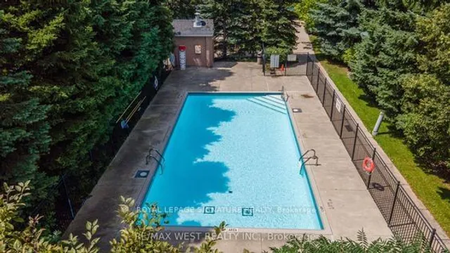Additional property image - 1700 Eglinton Ave Unit 803