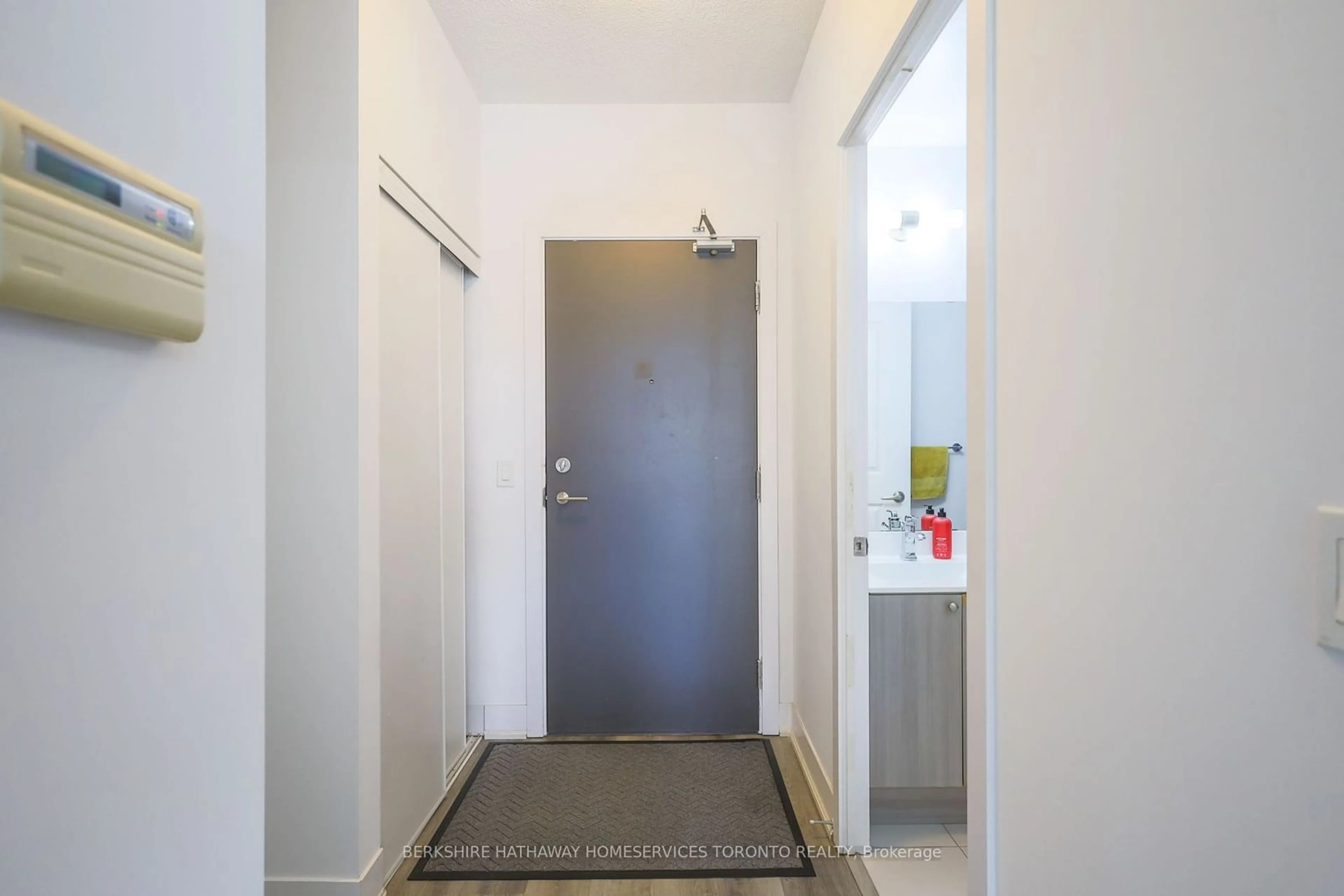 Indoor entryway, not visible floor for 68 Merton St #1002, Toronto Ontario M4S 1A1