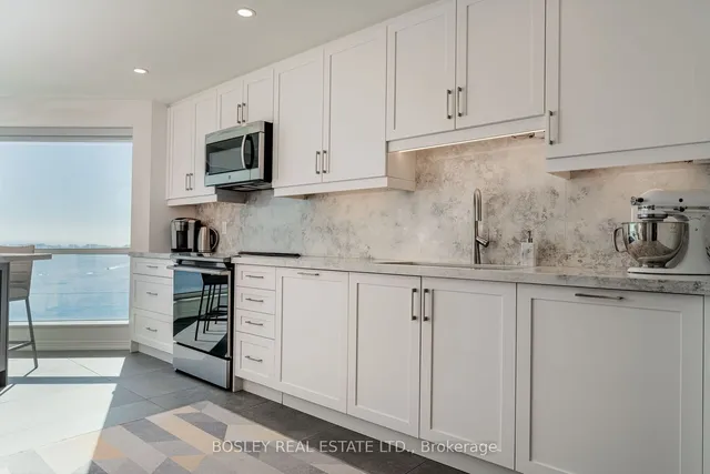 Additional property image - 10 Queens Quay Unit 2006