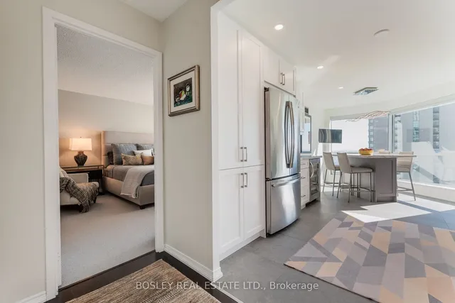 Additional property image - 10 Queens Quay Unit 2006