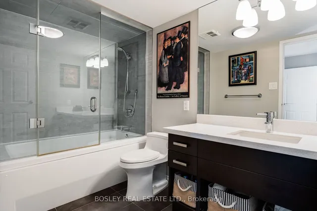 Additional property image - 10 Queens Quay Unit 2006